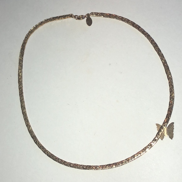 Avon Vintage Gold Tone Dainty Boho Butterfly Necklace - Picture 6 of 7